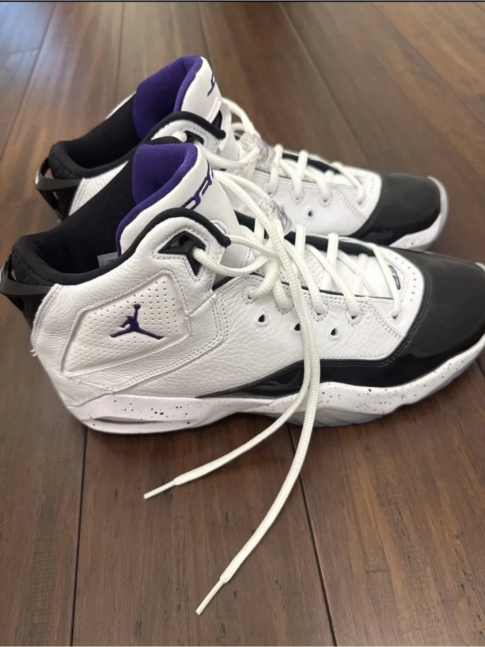 Nike Jordan 23 Retro Basketball Shoes - White, Black & Purple Size 10